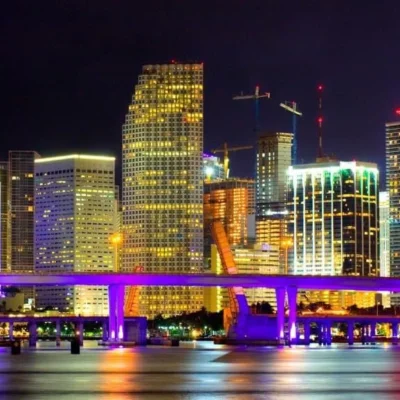Miami Night Tour: Official Booking Center at Bayside Marketplace - Image 2